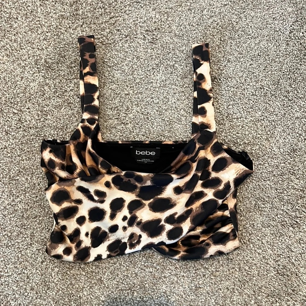 Bebe Leopard Crop Top - Picture 1 of 2